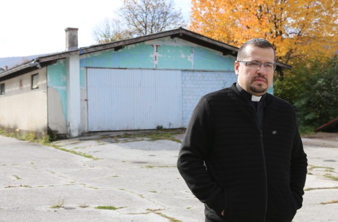 Davor Klečina, Drvar, crkva u Drvaru