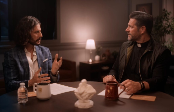 Jonathan Roumie, Mike Schmitz